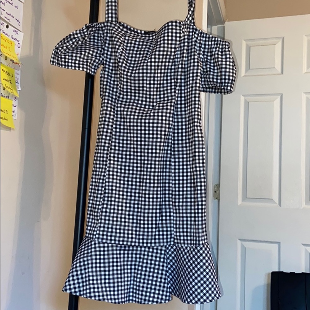 Off shoulder plaid dress